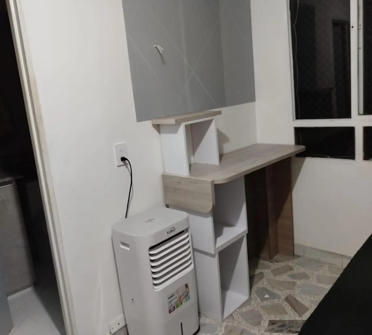 Hermoso Apto Cerca Centro Comercial Molinos Medellin Apartment